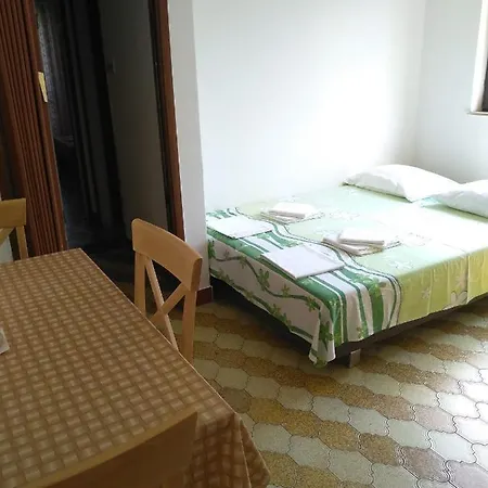 Apartment Vrsalovic