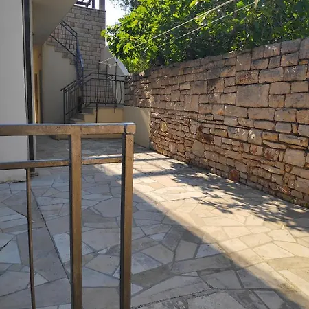 Apartment Vrsalovic *