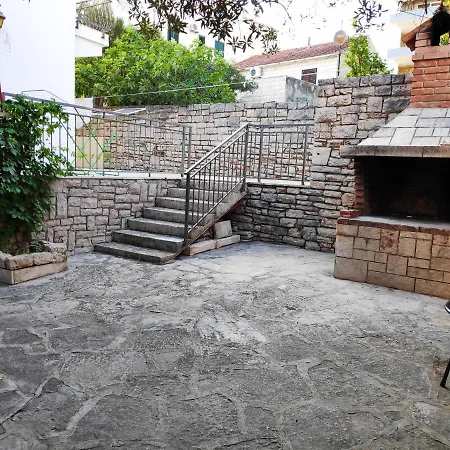 Vrsalovic Apartment *
