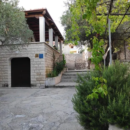 Apartment Vrsalovic *