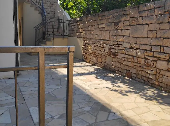 Apartament Vrsalovic *